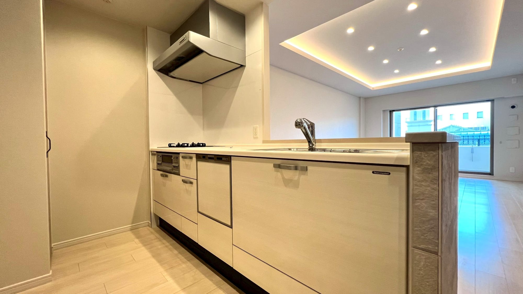 大阪市浪速区湊町2丁目