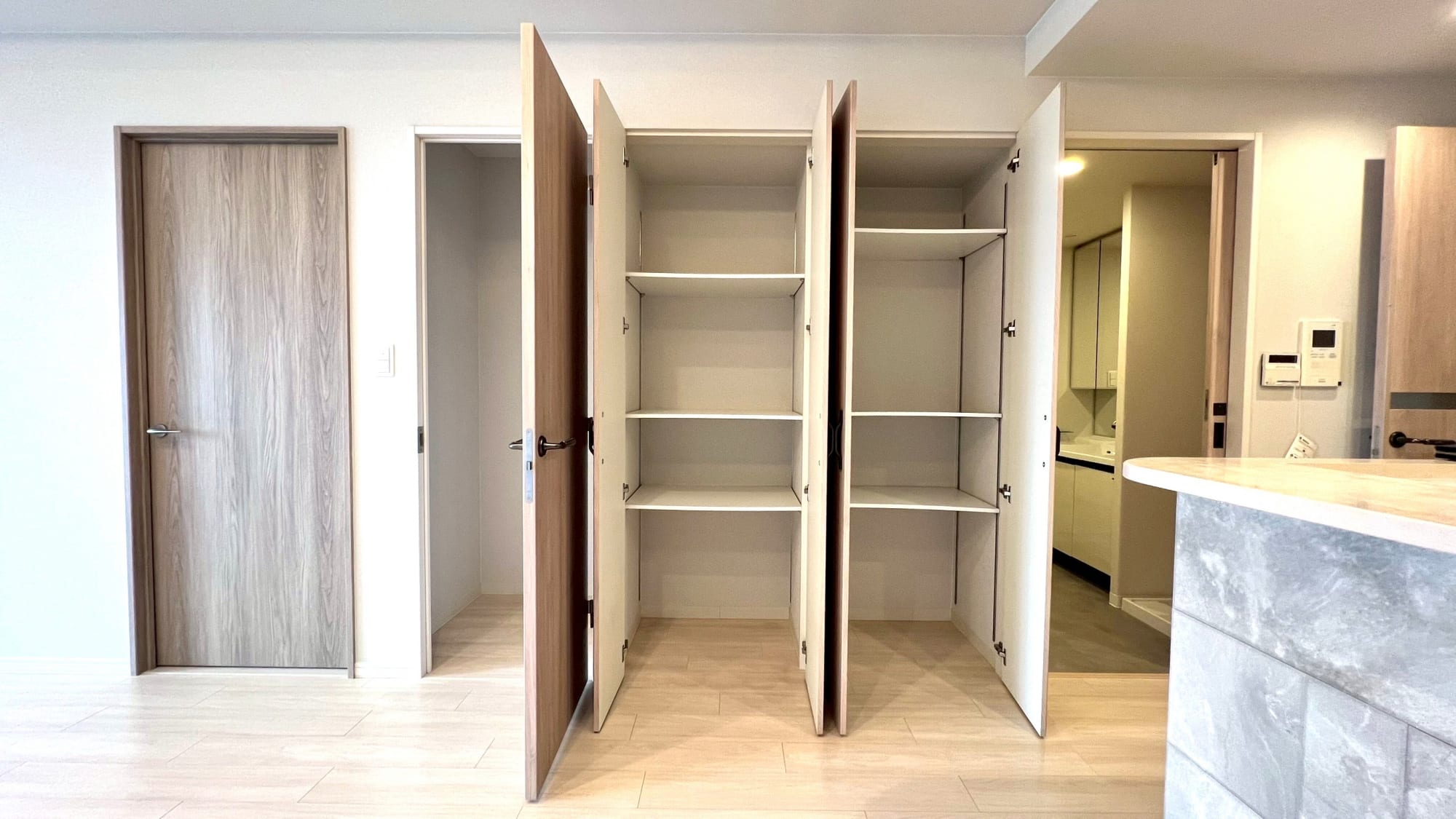 大阪市浪速区湊町2丁目